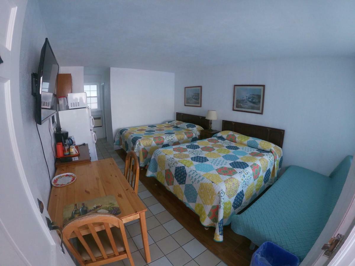 Sea Chest Motel Dot Com Уайлдууд Крест Екстериор снимка