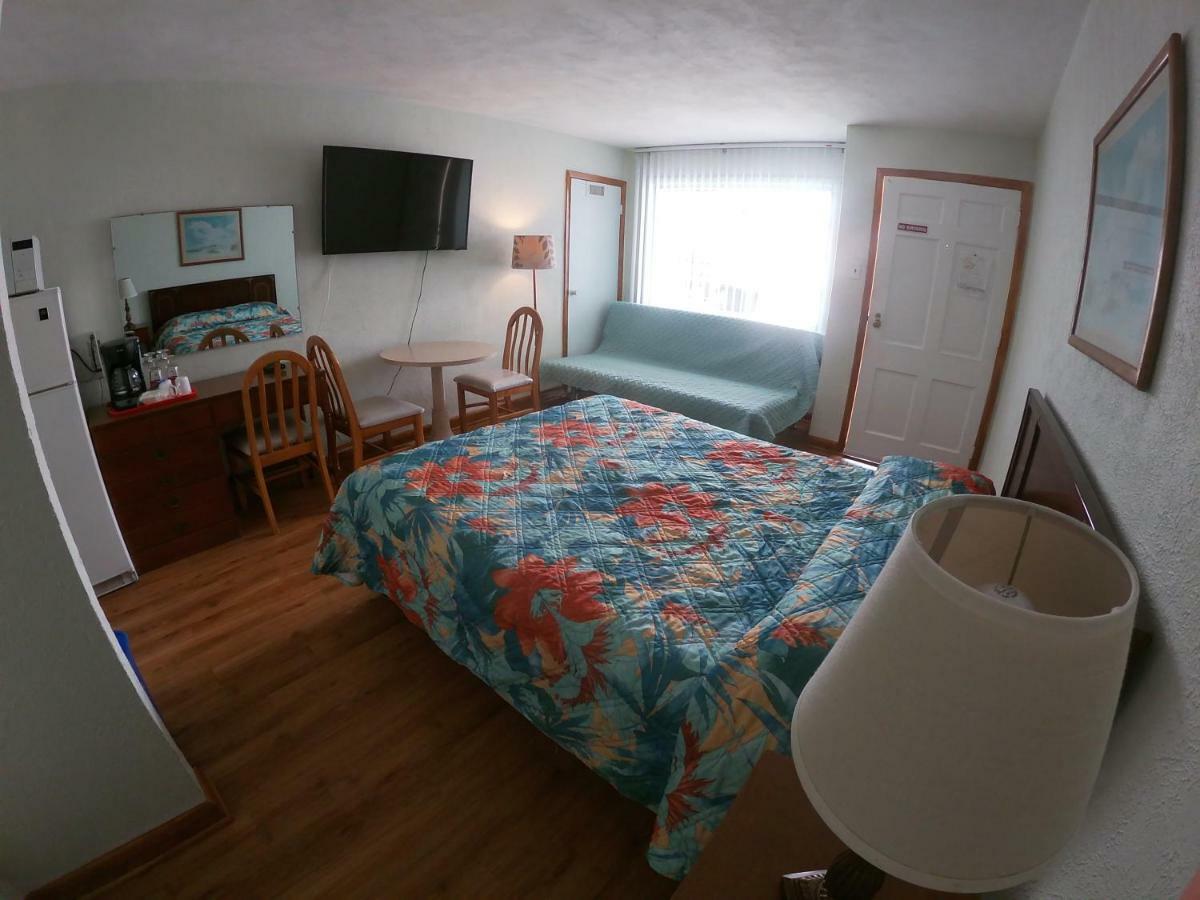 Sea Chest Motel Dot Com Уайлдууд Крест Екстериор снимка